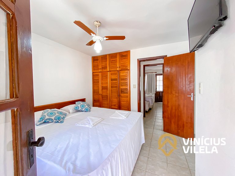 Casa com 2 suítes (ambas com ar split) e internet privativa