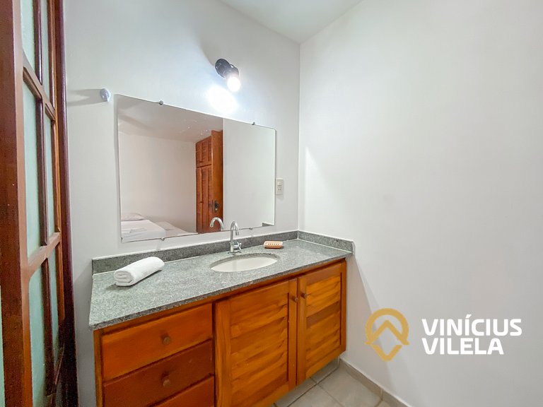 Casa com 2 suítes (ambas com ar split) e internet privativa