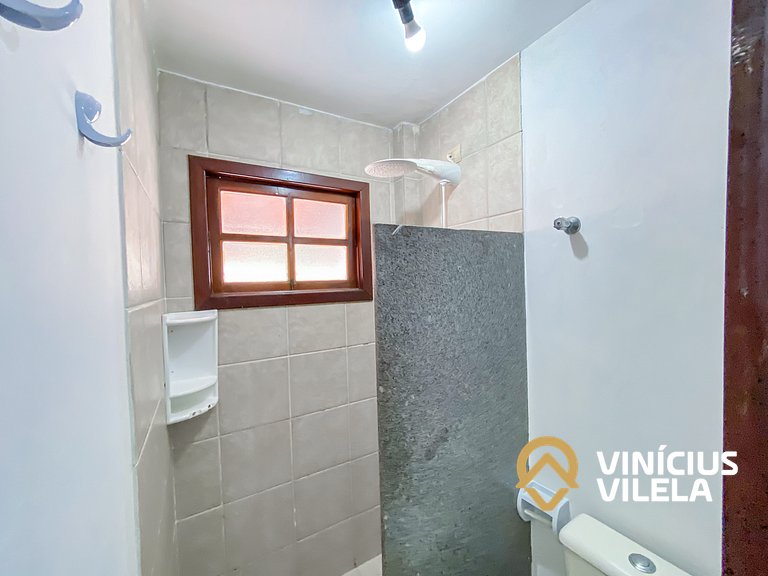 Casa com 2 suítes (ambas com ar split) e internet privativa