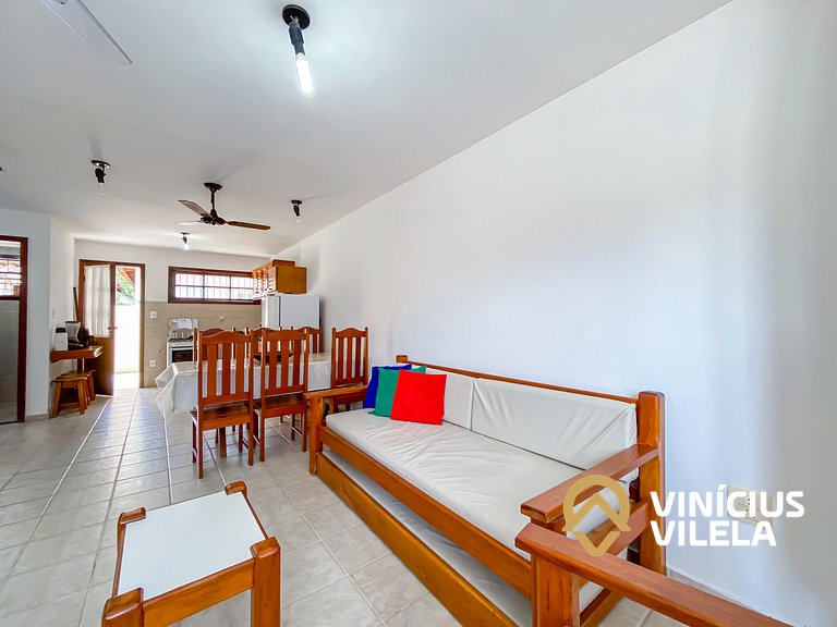 Casa com 2 suítes (ambas com ar split) e internet privativa