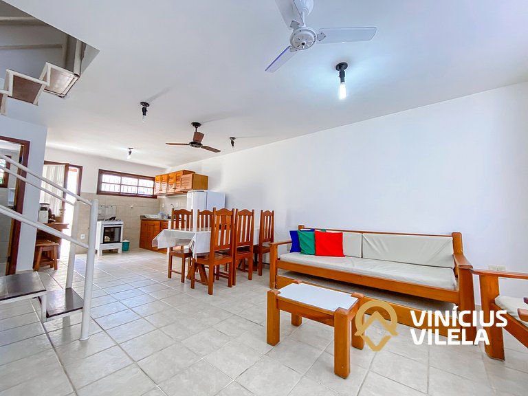 Casa com 2 suítes (ambas com ar split) e internet privativa