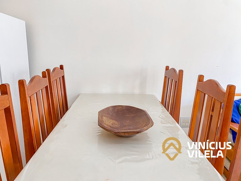 Casa com 2 suítes (ambas com ar split) e internet privativa