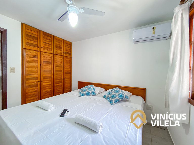 Casa com 2 suítes (ambas com ar split) e internet privativa
