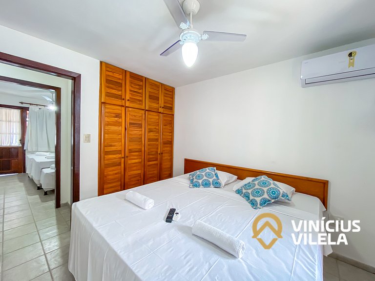 Casa com 2 suítes com ar, Net privativa 300MBPS.