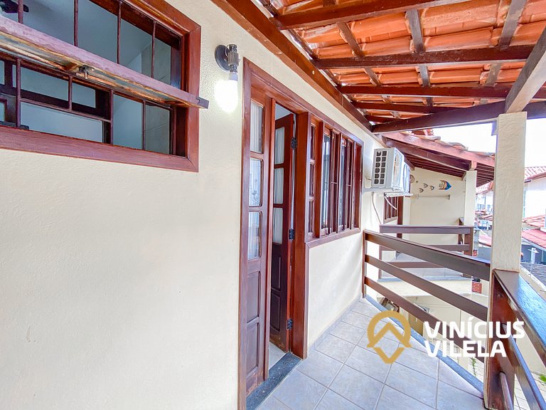 Casa com 2 suítes (ambas com ar split) e internet privativa