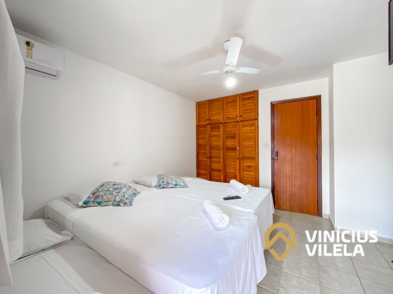 Casa com 2 suítes com ar, Net privativa 300MBPS.