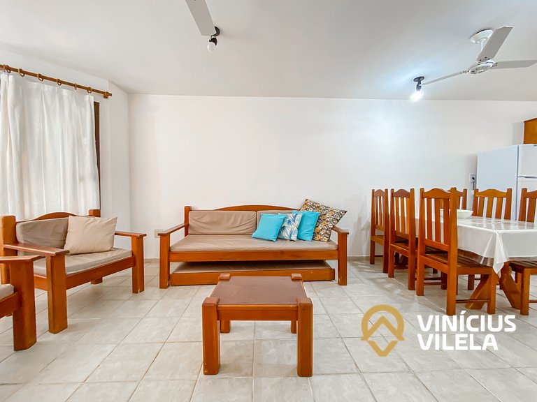 Casa com 2 suítes com ar, Net privativa 300MBPS.