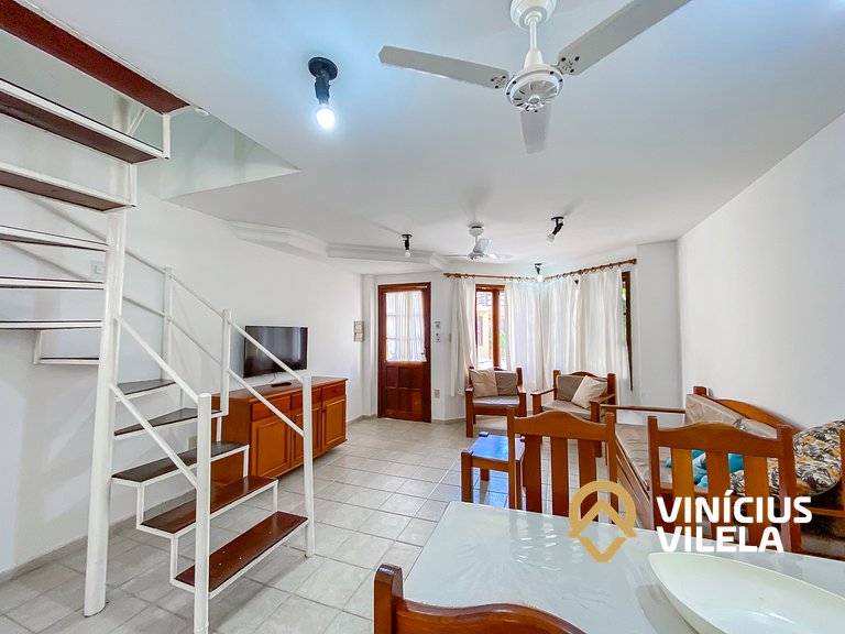 Casa com 2 suítes com ar, Net privativa 300MBPS.