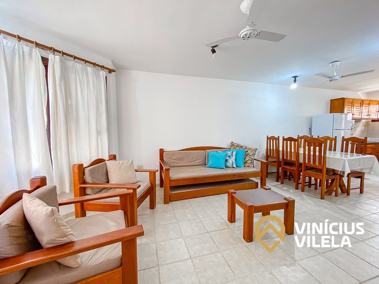 Casa com 2 suítes com ar, Net privativa 300MBPS.