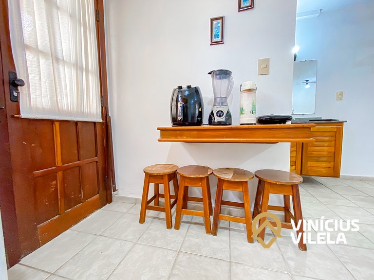 Casa com 2 suítes com ar, Net privativa 300MBPS.