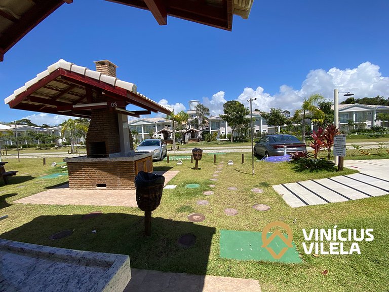 Casa com 3 suítes, sala climatizada, área gourmet privativa,