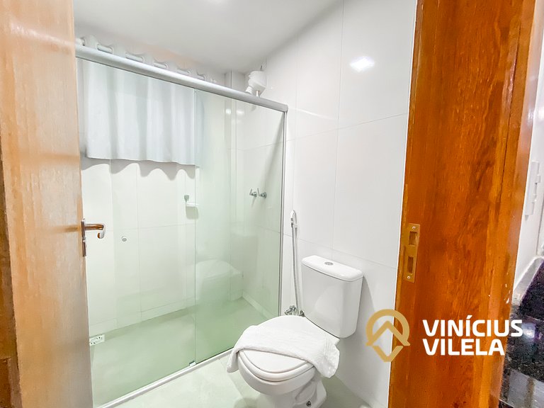 Casa com 3 suítes, sala climatizada, área gourmet privativa,