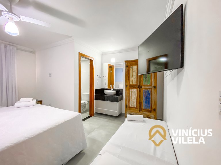 Casa com 3 suítes, sala climatizada, área gourmet privativa,