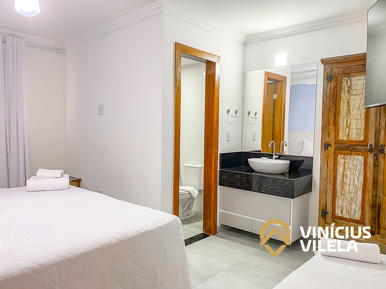 Casa com 3 suítes, sala climatizada, área gourmet privativa,