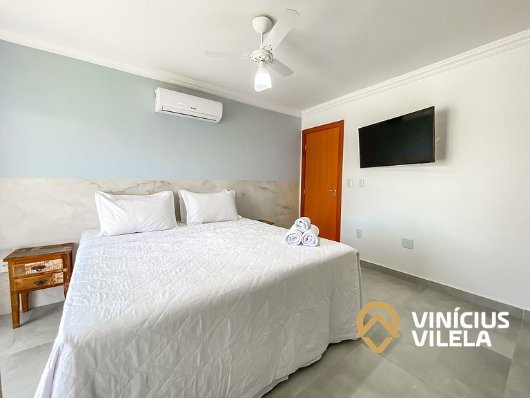 Casa com 3 suítes, sala climatizada, área gourmet privativa,