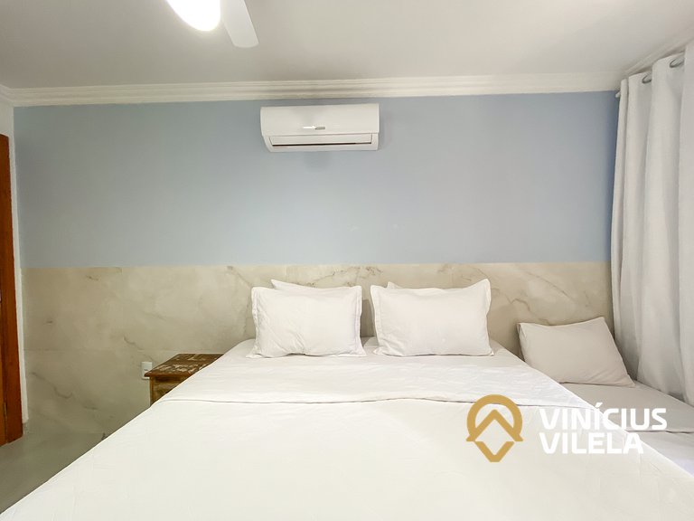 Casa com 3 suítes, sala climatizada, área gourmet privativa,