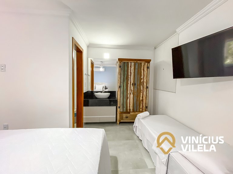 Casa com 3 suítes, sala climatizada, área gourmet privativa,