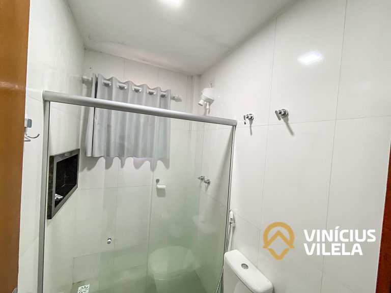 Casa com 3 suítes, sala climatizada, área gourmet privativa,
