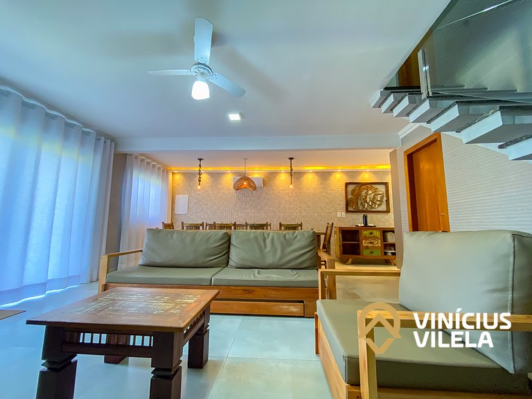 Casa com 3 suítes, sala climatizada, área gourmet privativa,