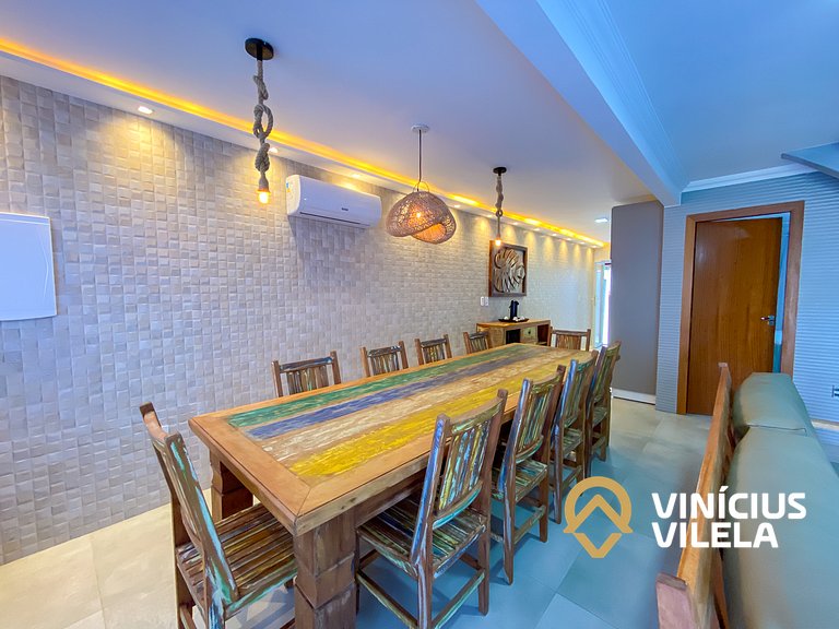 Casa com 3 suítes, sala climatizada, área gourmet privativa,