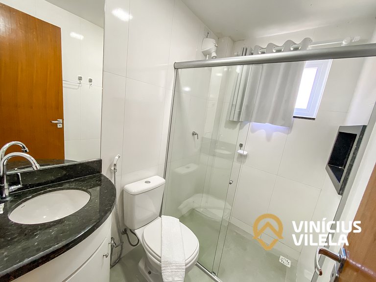 Casa com 3 suítes, sala climatizada, área gourmet privativa,