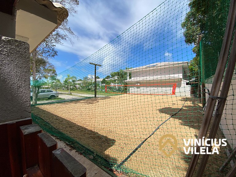 Casa com 3 suítes, sala climatizada, área gourmet privativa,