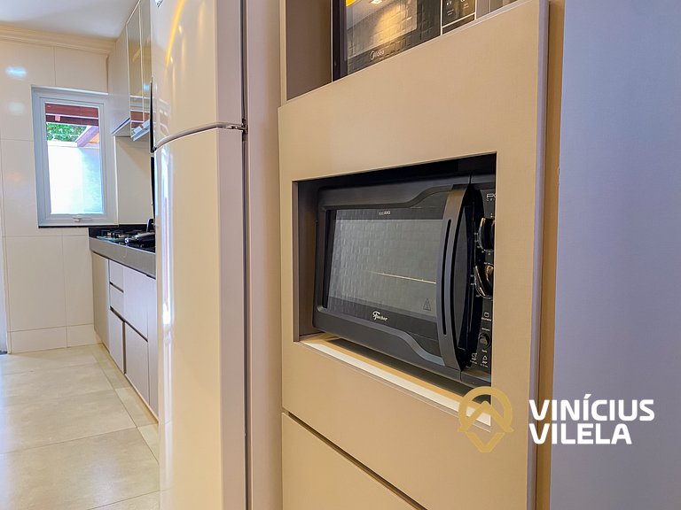 Casa com 3 suítes, sala climatizada, área gourmet privativa,