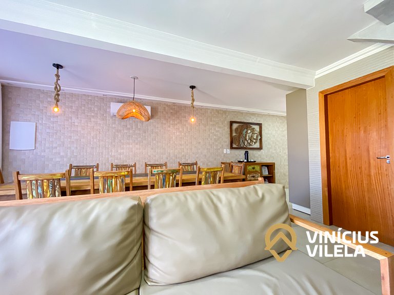 Casa com 3 suítes, sala climatizada, área gourmet privativa,