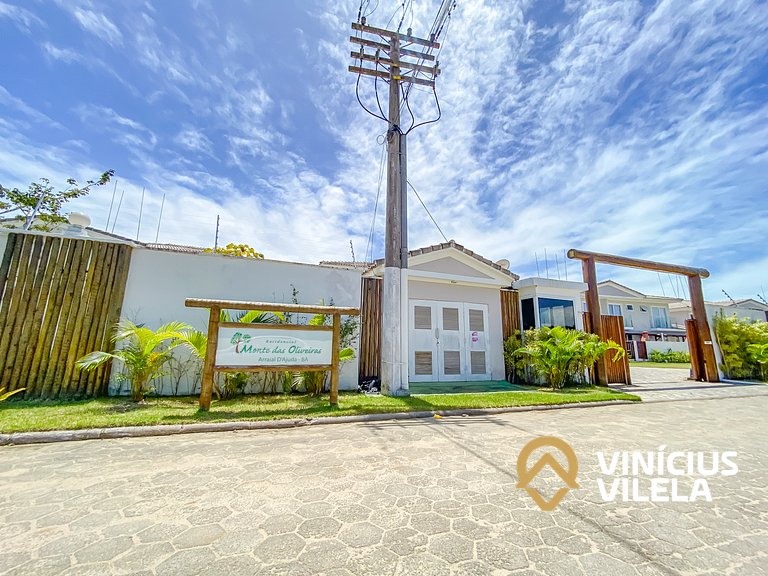 Casa toda climatizada com 2 suítes, gourmet privativo e inte