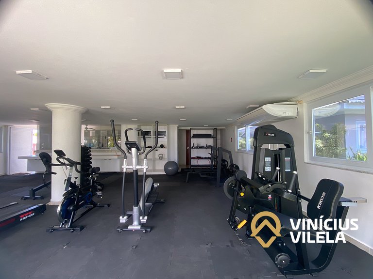 Casa toda climatizada com 2 suítes, gourmet privativo e inte