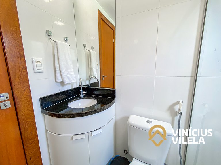 Casa toda climatizada com 2 suítes, gourmet privativo e inte