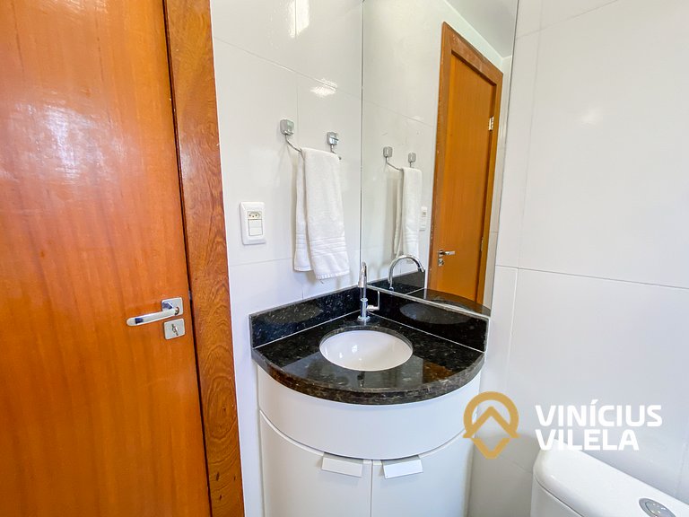 Casa toda climatizada com 2 suítes, gourmet privativo e inte