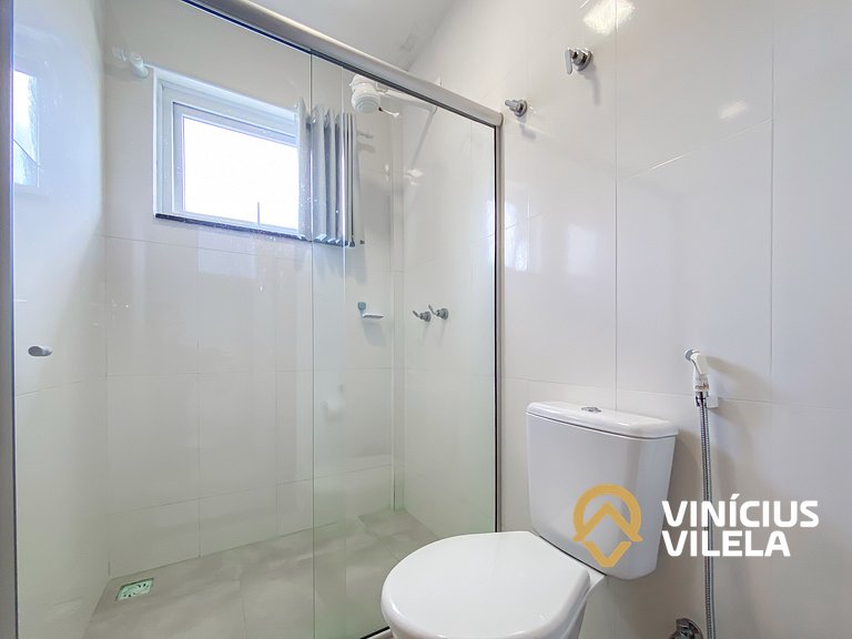 Casa toda climatizada com 2 suítes, gourmet privativo e inte