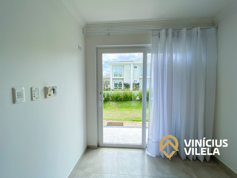 Casa toda climatizada com 2 suítes, gourmet privativo e inte