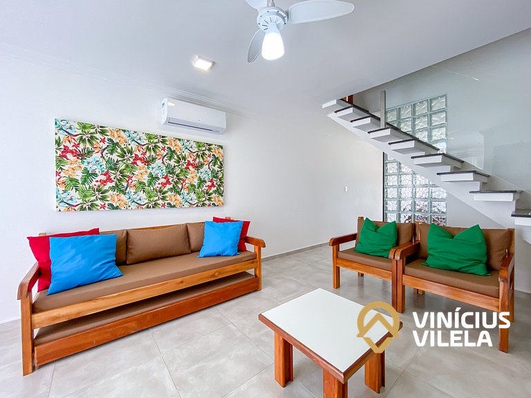 Casa toda climatizada com 2 suítes, gourmet privativo e inte