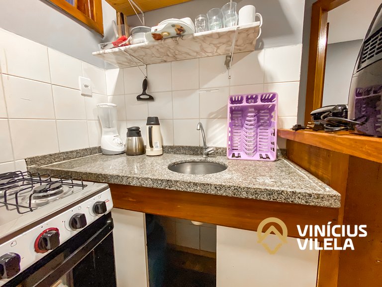 Apê térreo 1 quarto com ar, sala, cozinha completa