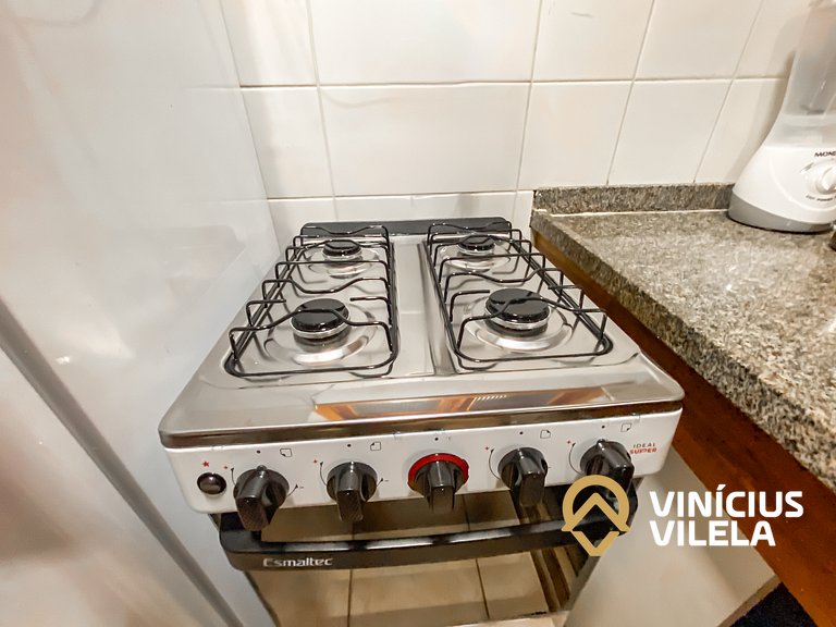 Apê térreo 1 quarto com ar, sala, cozinha completa