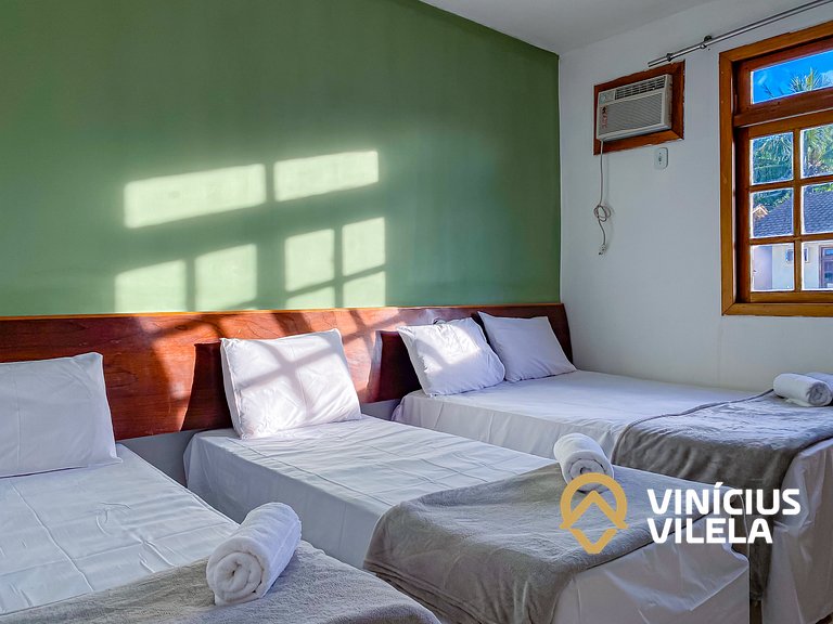 Apto pav. superior 1 quarto frente praia Taperapuã