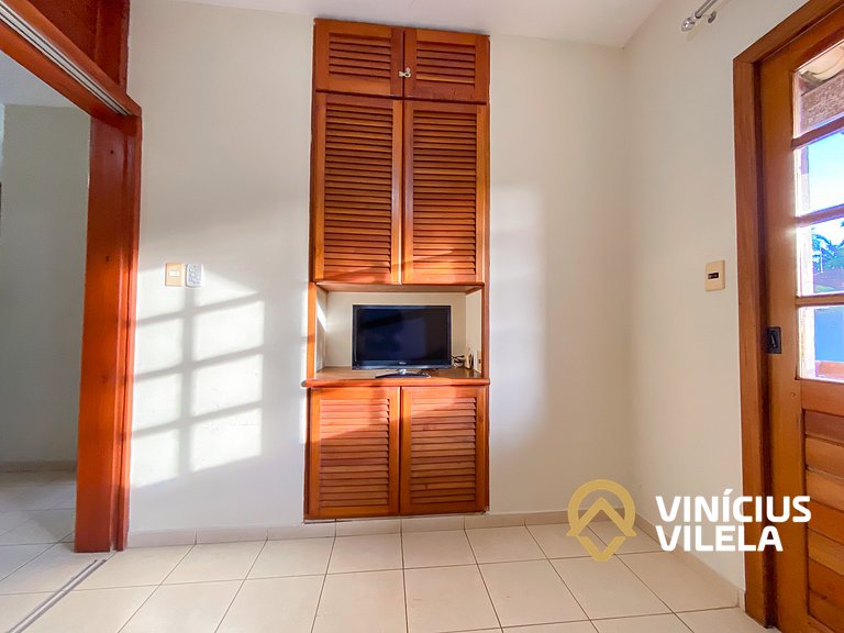 Apto pav. superior 1 quarto frente praia Taperapuã