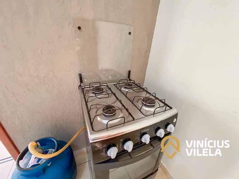 Apto pav. superior 1 quarto frente praia Taperapuã