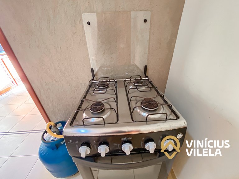 Apto pav. superior 1 quarto frente praia Taperapuã