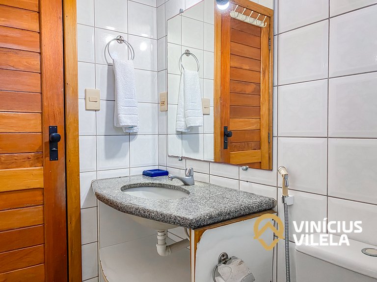 Apto pav. superior 1 quarto frente praia Taperapuã