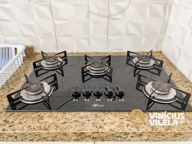 Flat 1 suíte, sala climatizada praia de Taperapuã