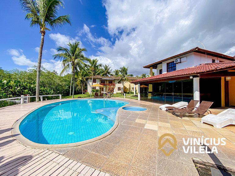 Apartamento frente mar em Taperapuã com piscina