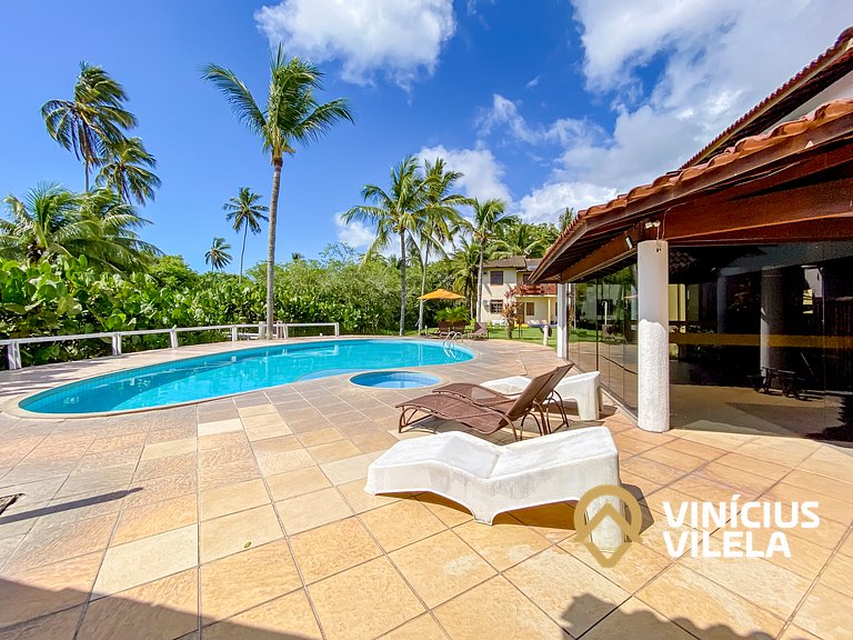Apartamento frente mar em Taperapuã com piscina
