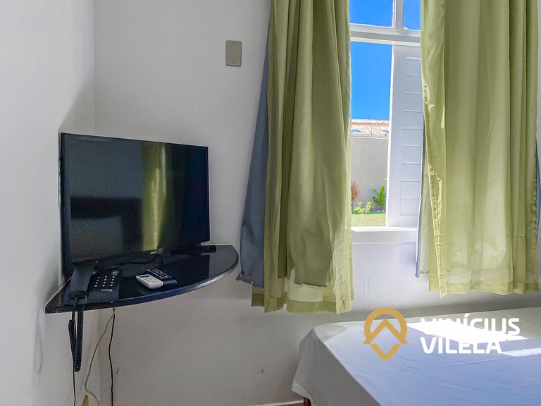 Flat 1 com quarto pavimento superior no condomínio Boulevard