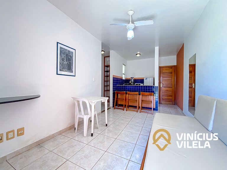 Flat 1Q frente a praia Taperapuã c/café da manhã