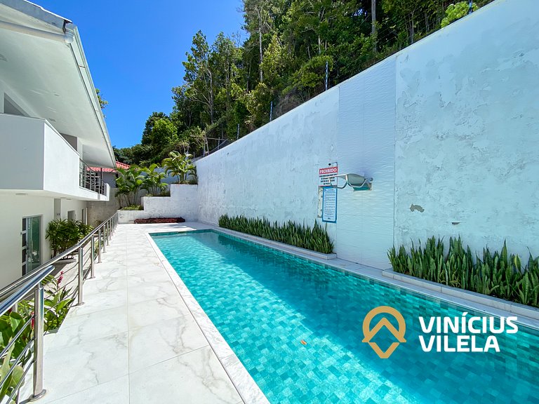 Apto Térreo com 2 quartos (ambos com ar split), sendo 1 suít