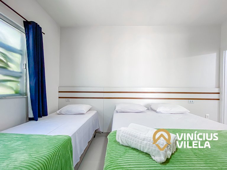 Apto Térreo com 2 quartos (ambos com ar split), sendo 1 suít