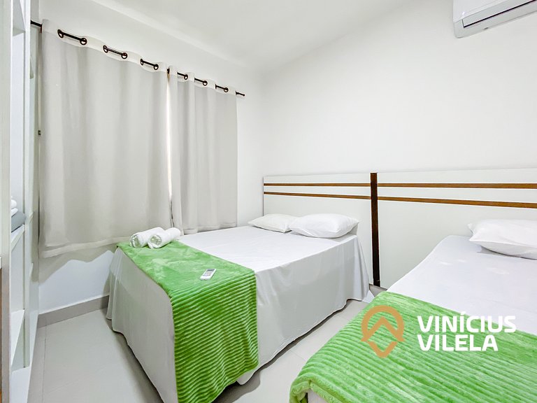 Apto Térreo com 2 quartos (ambos com ar split), sendo 1 suít